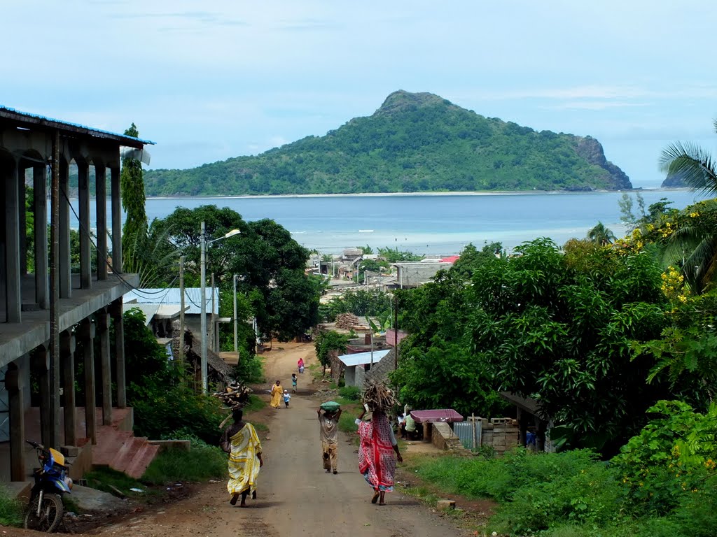 Grande Rue à Nioumachoua MOHELI Comores (233)